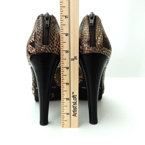 Gianni Bini Snake Animal Print Peep Toe Stiletto Heel Leather Booties Size 9 - Picture 4 of 7
